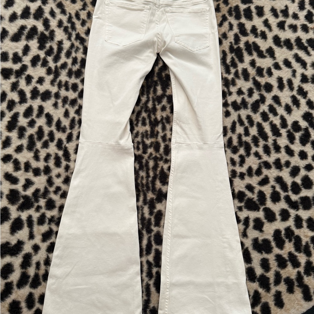 Free People Ivory Penny Pull On Flare Jeans Mid-Rise Elastic Waist Stretch - Picture 3 of 3
